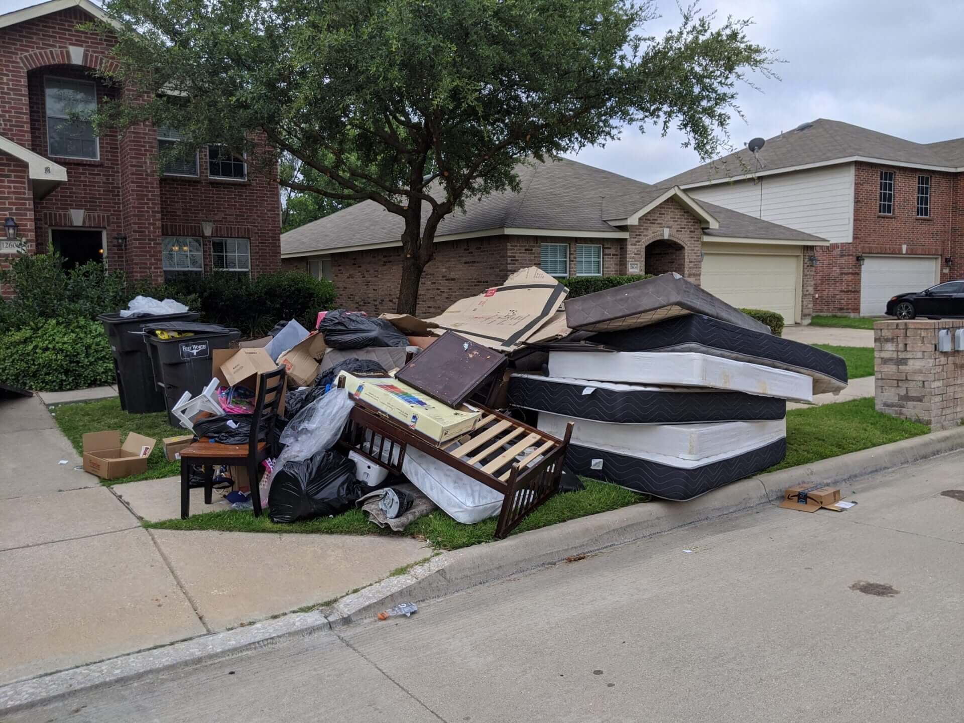 Foreclosure Clean Outs-Lake Worth Junk Removal and Trash Haulers