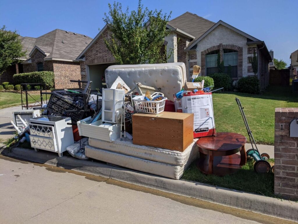 Home Clean Outs-Lake Worth Junk Removal and Trash Haulers