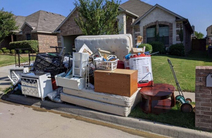 Home Clean Outs-Lake Worth Junk Removal and Trash Haulers