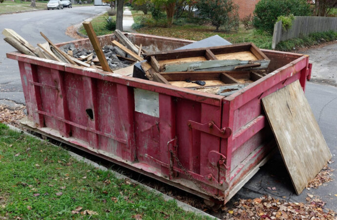 Property Cleanup Dumpster Services, Lake Worth Junk Removal and Trash Haulers